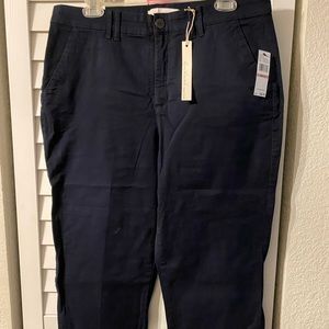 Gloria Vanderbilt Violet Slim Trouser Capri